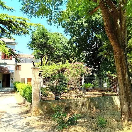 Vila Mignon 1 Apartment *